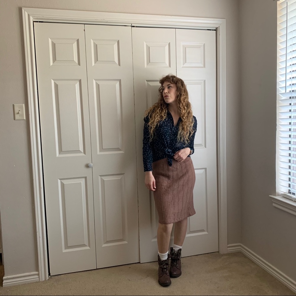 Sweater knit taupe pencil skirt vintage